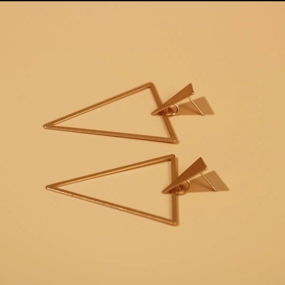 π Geometric Statement Triangle Gold Color Dangle Drop Earrings - Picture 7 of 8